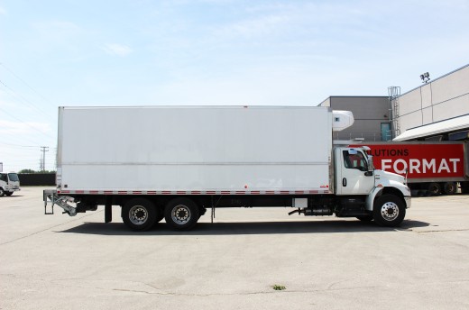 28' Arctik™ Truck body on International MV607