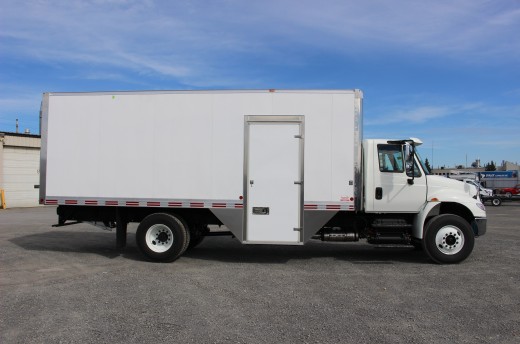 22' Arctik™ Truck body on International 4300