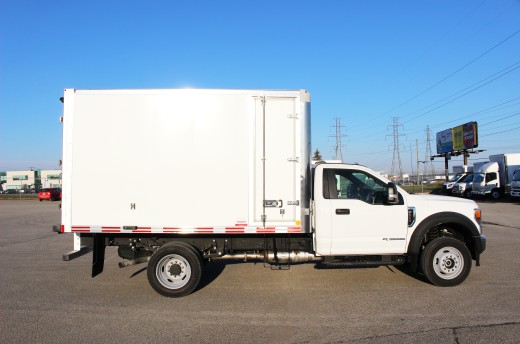 Boîte Classikᴹᴰ 11.75' sur Ford F550
