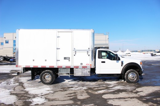 Boîte Classikᴹᴰ 14' sur Ford F550