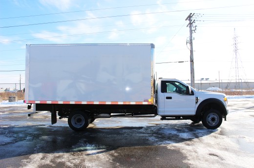 Boîte Classikᴹᴰ 16' sur Ford F550