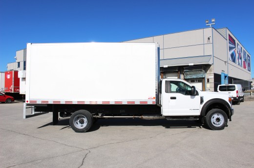 16' Classik™ Truck body on Ford F600