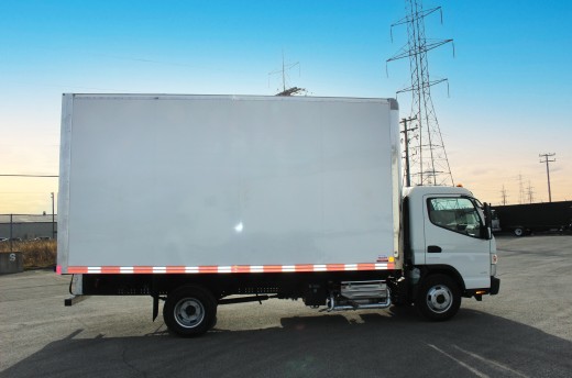 Boîte Classikᴹᴰ 16' sur Fuso FE130