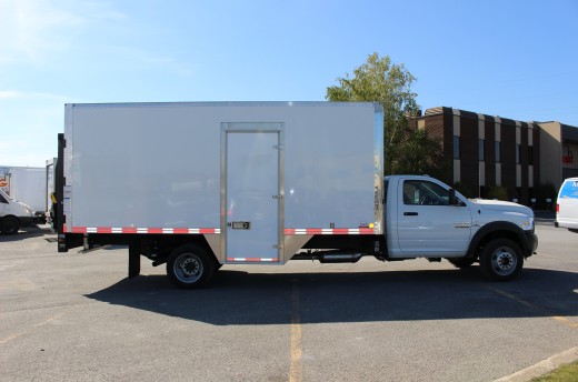 Boîte Classikᴹᴰ 18' sur FCA RAM 5500
