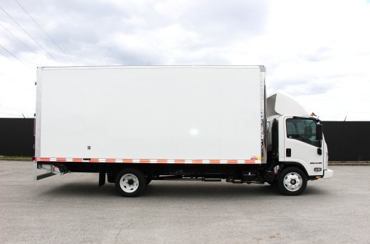 Boîte Classikᴹᴰ 20' sur Isuzu NPR-HD