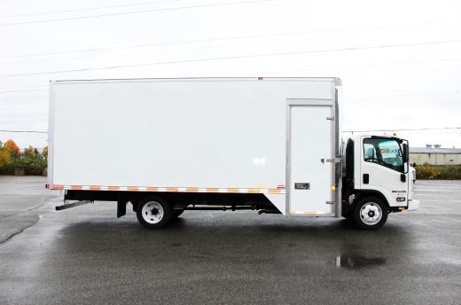 Boîte Classikᴹᴰ 22' sur Isuzu NPR-HD