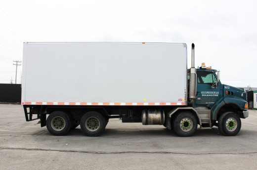22' Classik™ Truck body on Sterling Trucks STE