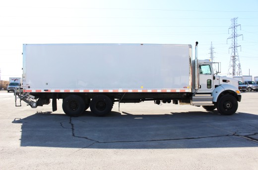 Boîte Classikᴹᴰ 26' sur Peterbilt 348
