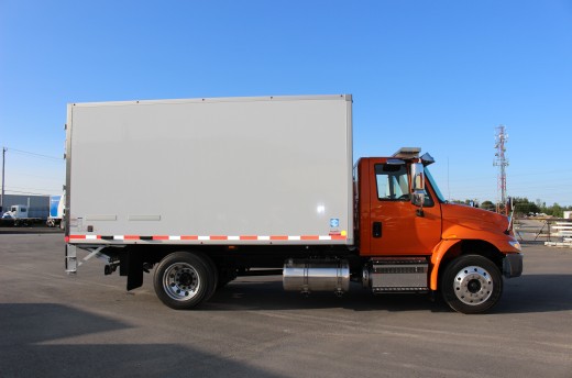 14' Frio™ Truck body on International 4300