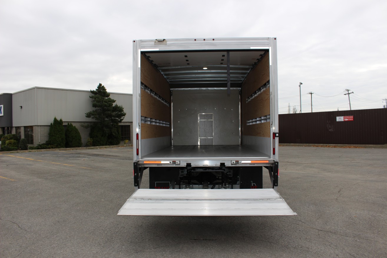 Boîte Classikᴹᴰ 16' sur Ford T350