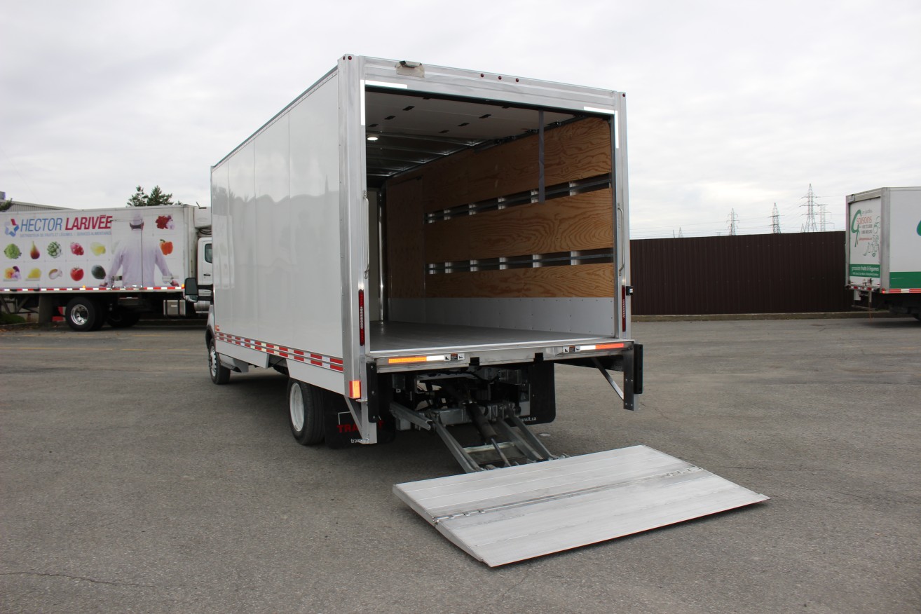 Boîte Classikᴹᴰ 16' sur Ford T350