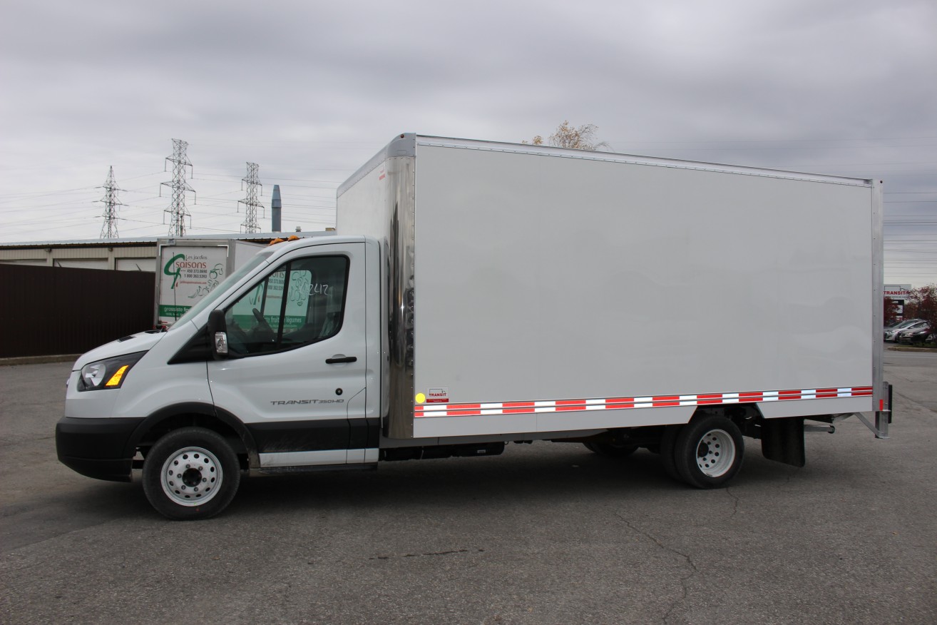 Boîte Classikᴹᴰ 16' sur Ford T350