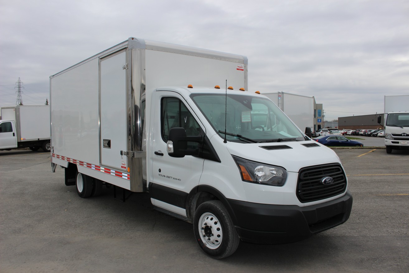 Boîte Classikᴹᴰ 16' sur Ford T350