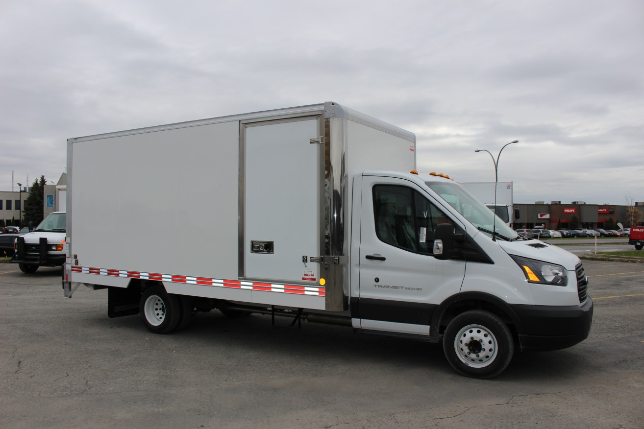 Boîte Classikᴹᴰ 16' sur Ford T350