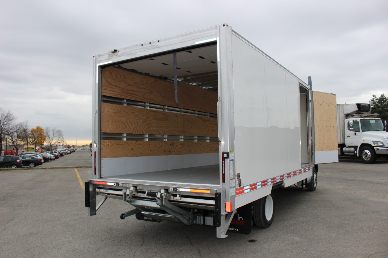 Boîte Classikᴹᴰ 16' sur Ford T350