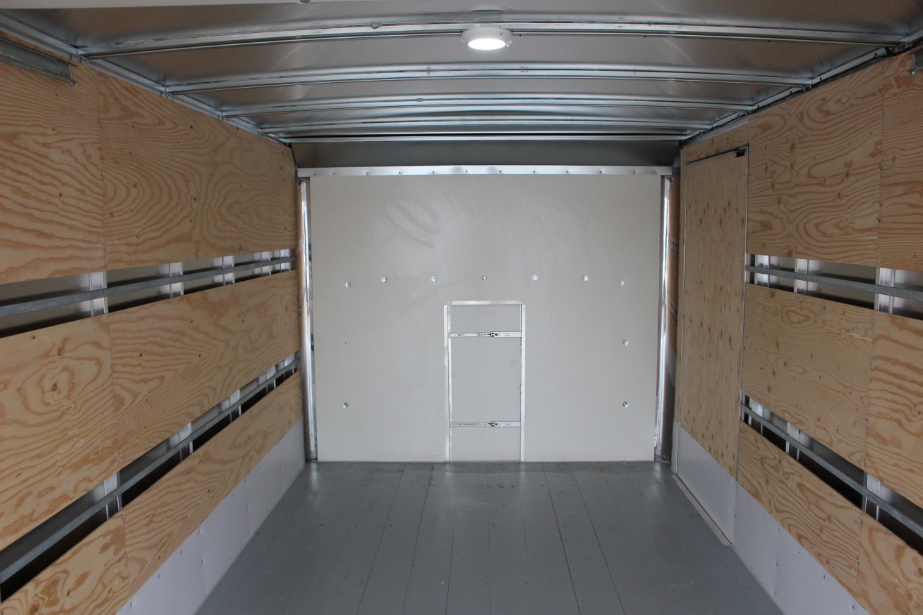 Boîte Classikᴹᴰ 16' sur Ford T350