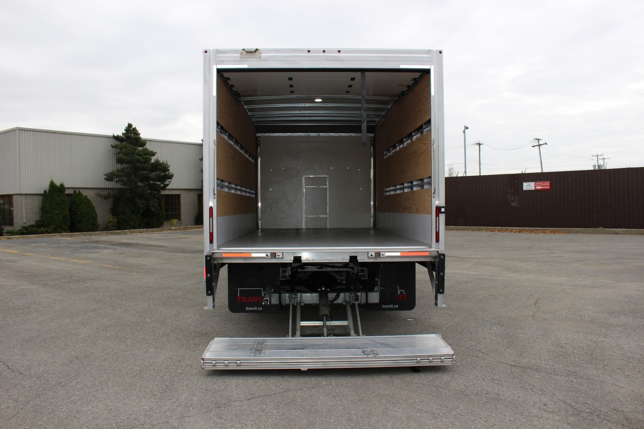 Boîte Classikᴹᴰ 16' sur Ford T350